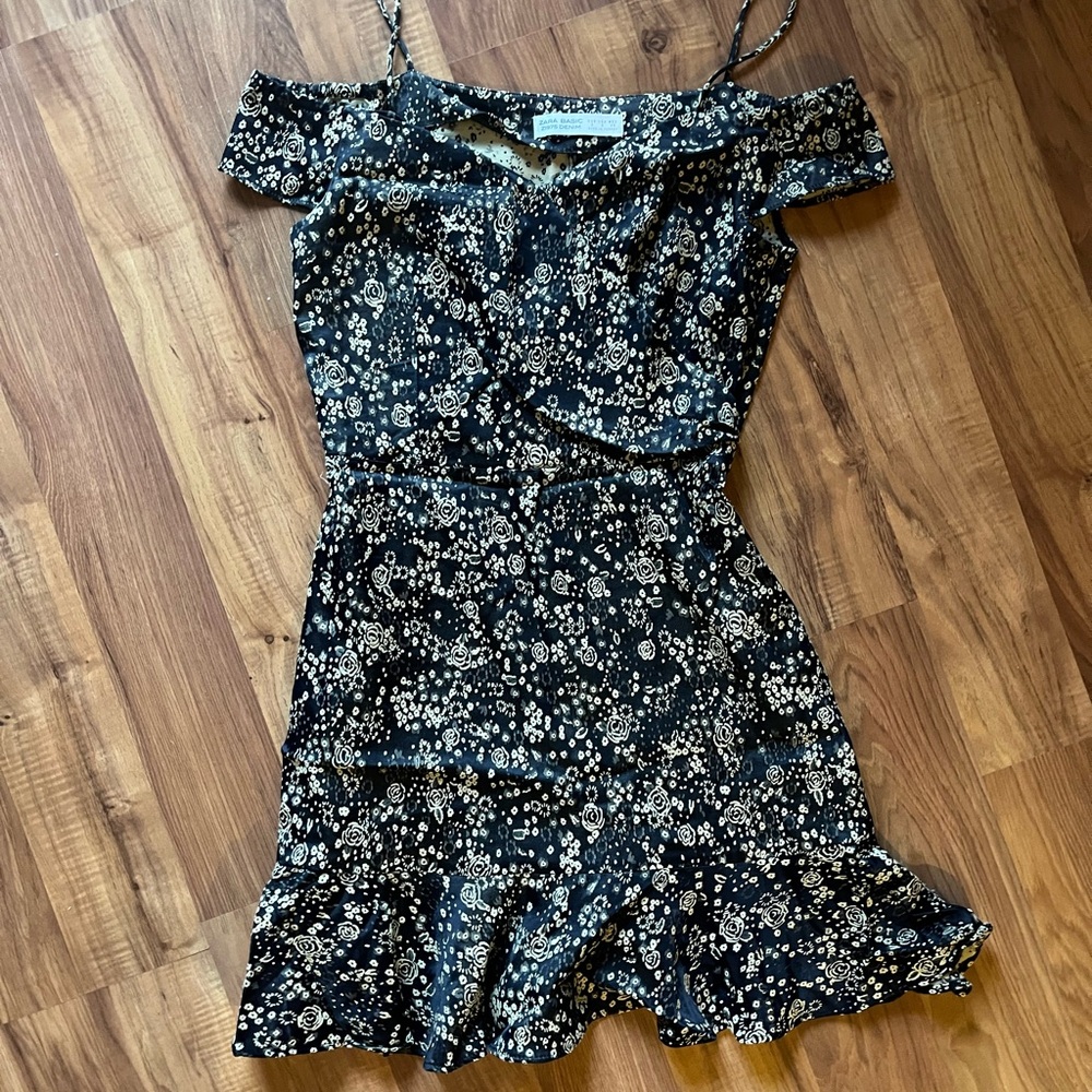 Zara Black and Cream Floral Top